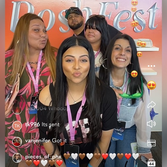 Krissy is LIVE 🦋 - Picture 6 of 14